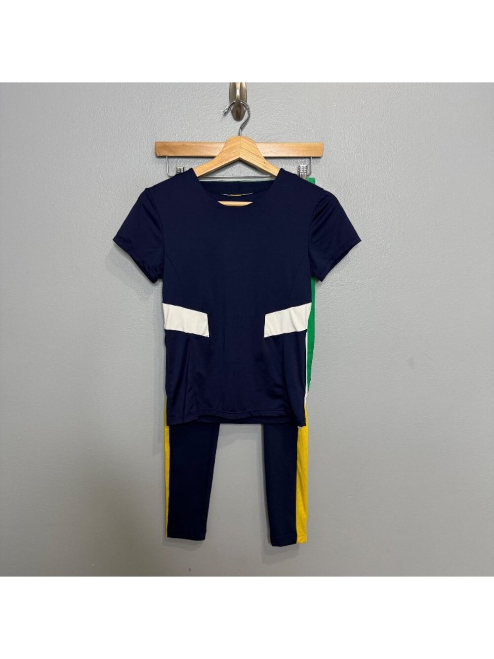 OYSHO navy & yellow top & leggings athletic set size S